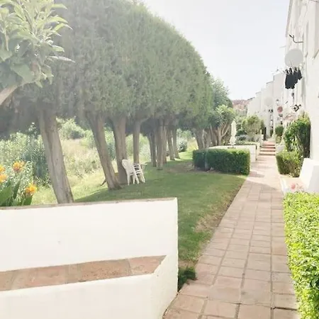 Apartamento Entero Con Solarium En Sabinillas, Con Piscina Y Al Lado Del Puerto De La Duquesa Manilva Zewnętrze zdjęcie