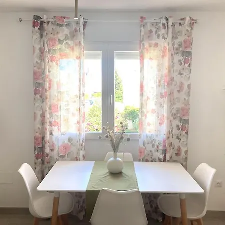 Apartamento Entero Con Solarium En Sabinillas, Con Piscina Y Al Lado Del Puerto De La Duquesa Manilva Zewnętrze zdjęcie