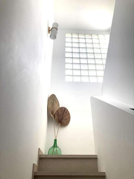 Entero Con Solarium En Sabinillas, Con Piscina Y Al Lado Del Puerto De La Duquesa *